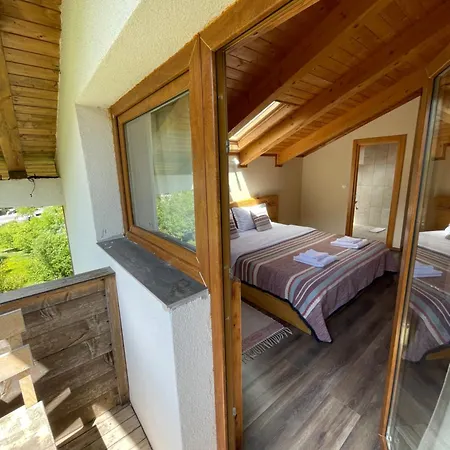 Vakantieboerderij Bujtina Polia