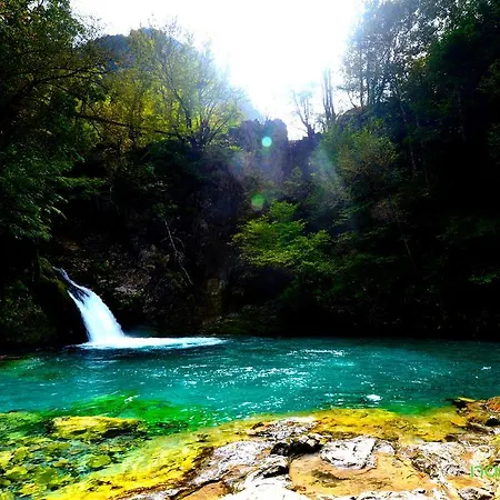 Bujtina Polia Gospodarstwo agroturystyczne Theth