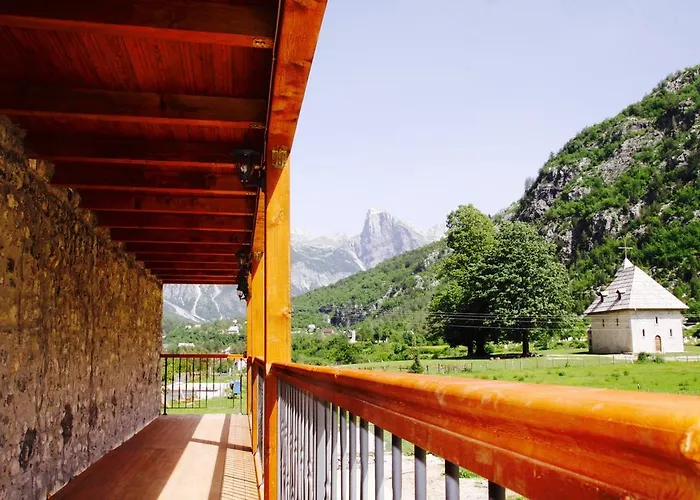 Bujtina Polia 农家乐