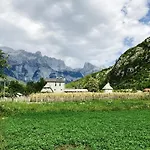 Farmház Bujtina Polia