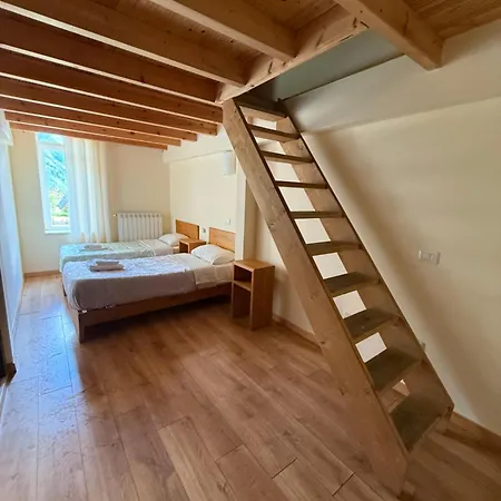 Alloggio per agriturismo Bujtina Polia *