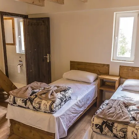 Farm stay Bujtina Polia Theth