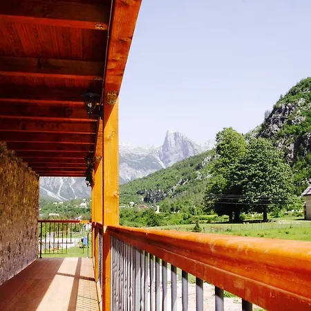 Bujtina Polia Farm stay