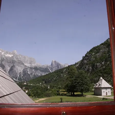 Farm stay Bujtina Polia *