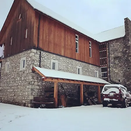 Farm stay Bujtina Polia
